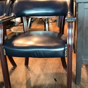 Meet your Posher, Joel